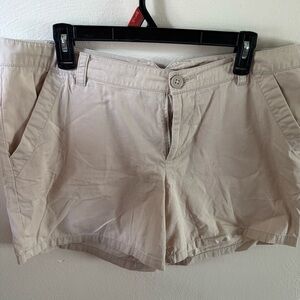 Columbia Women's Light Tan Cargo Shorts
